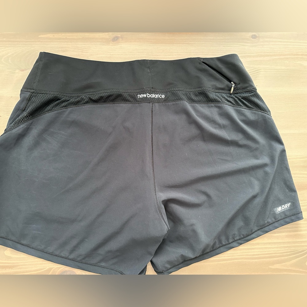 New Balance shorts in black size L